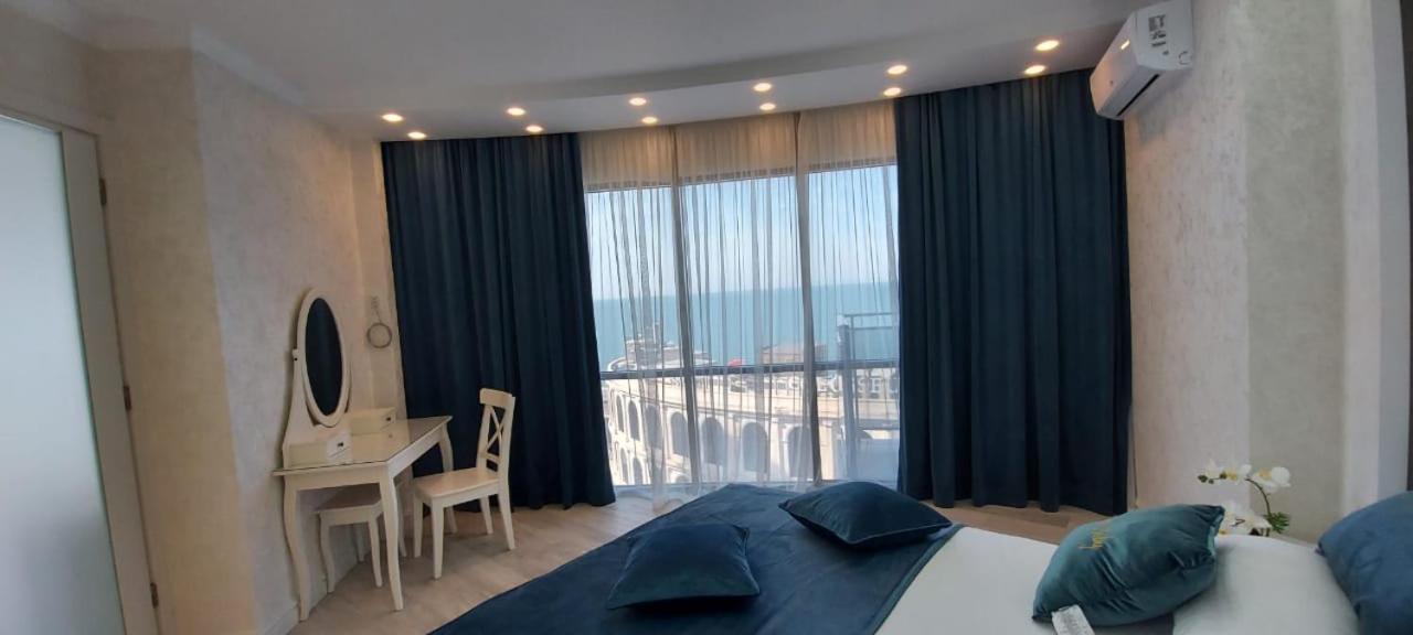 Elite Apartment In Orbi Sea Tower Batumi Kültér fotó