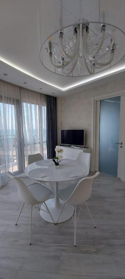 Elite Apartment In Orbi Sea Tower Batumi Kültér fotó