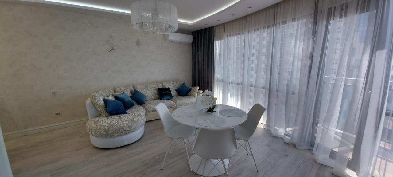 Elite Apartment In Orbi Sea Tower Batumi Kültér fotó