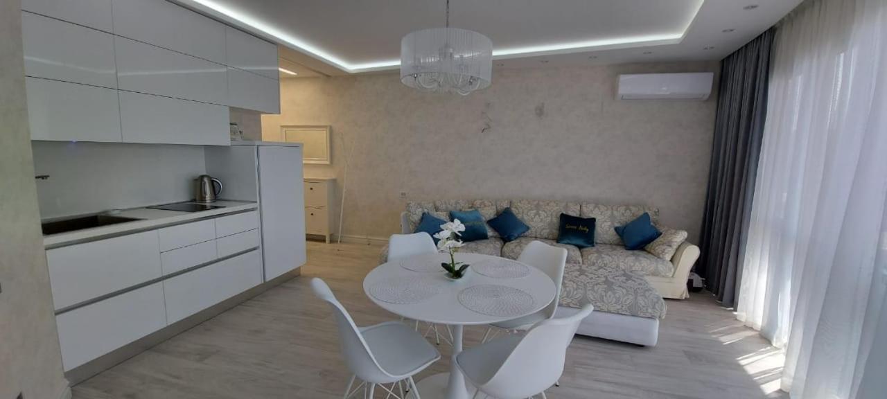 Elite Apartment In Orbi Sea Tower Batumi Kültér fotó