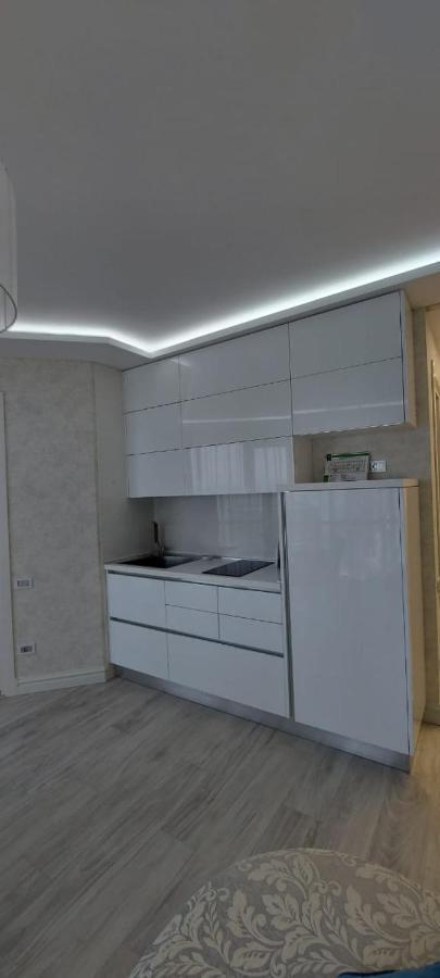 Elite Apartment In Orbi Sea Tower Batumi Kültér fotó