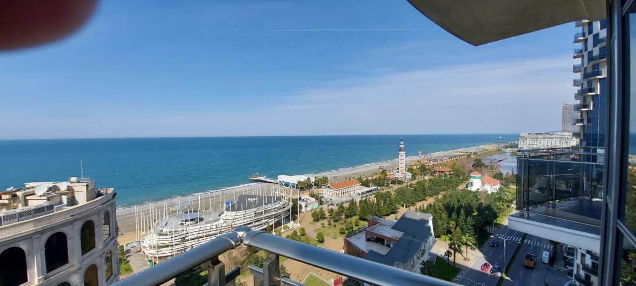 Elite Apartment In Orbi Sea Tower Batumi Kültér fotó